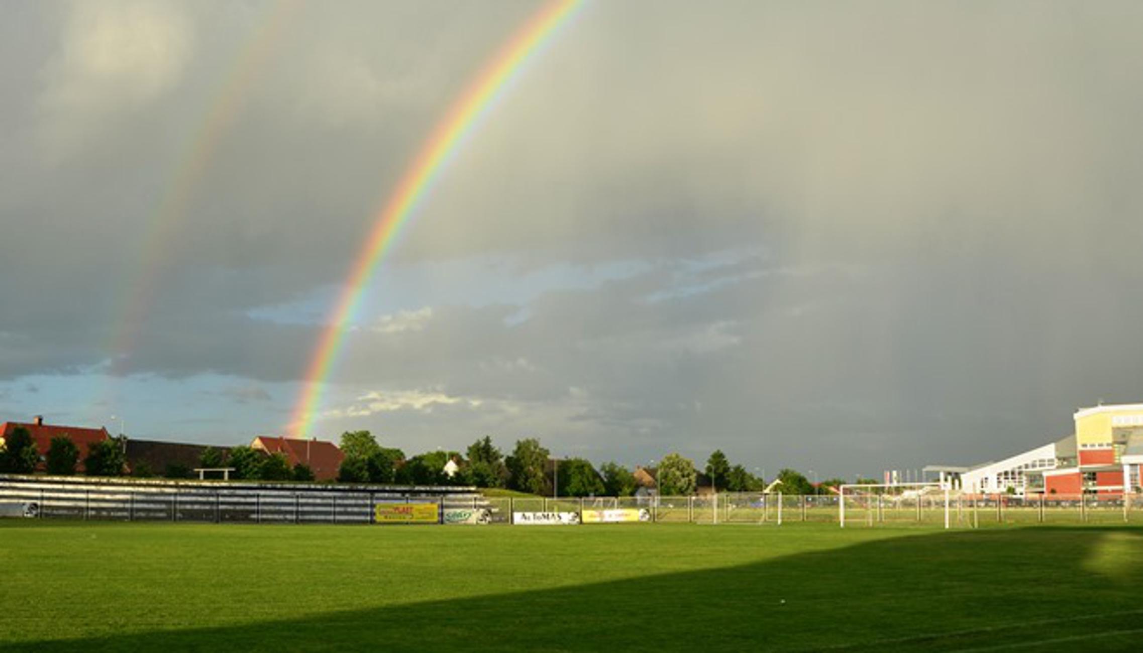 Travnjak Stadiona uz Savu spreman je za početak nove nogometne sezone. 