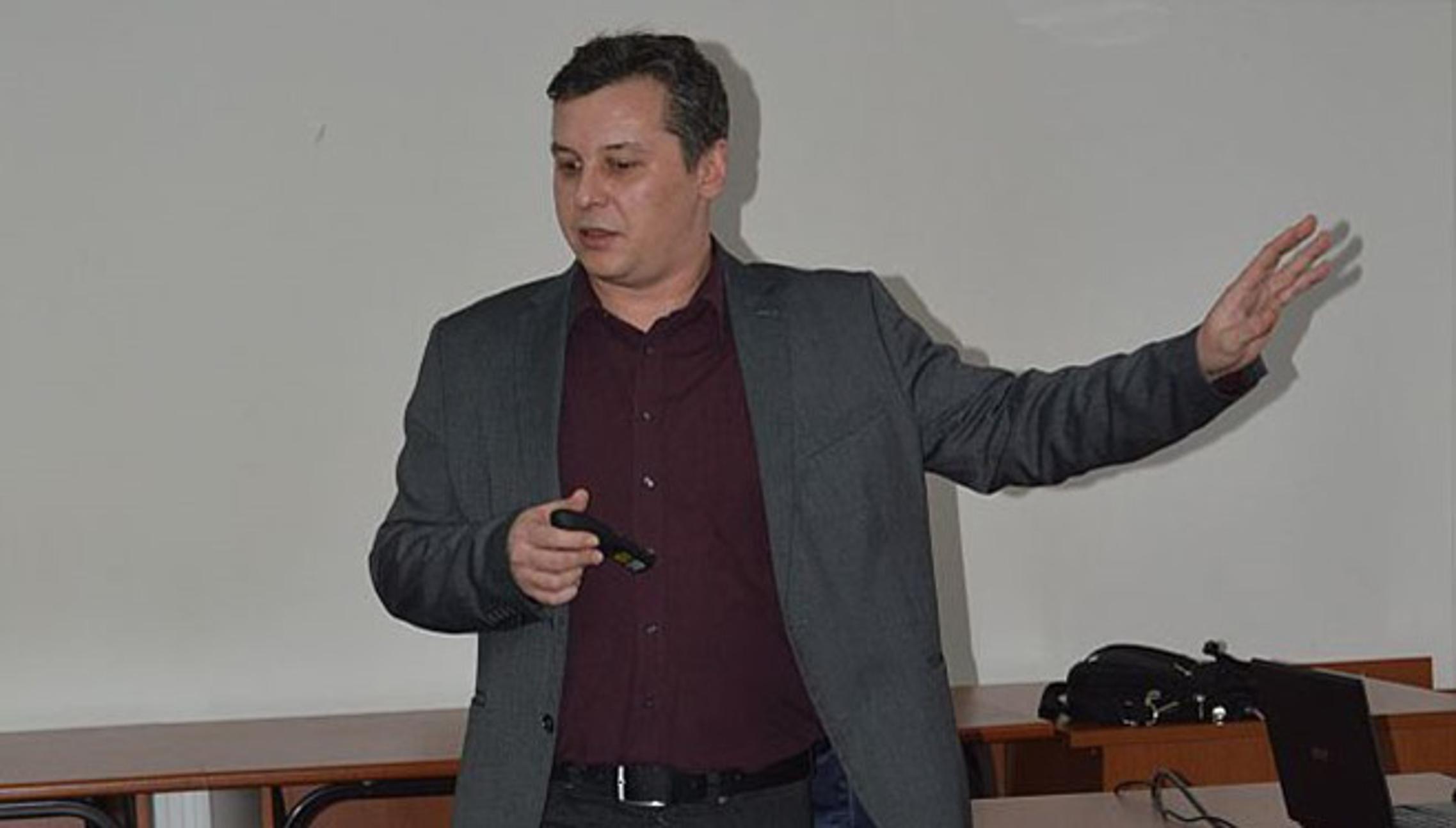 Dr.sc. Vjekoslav Galzina, docent
