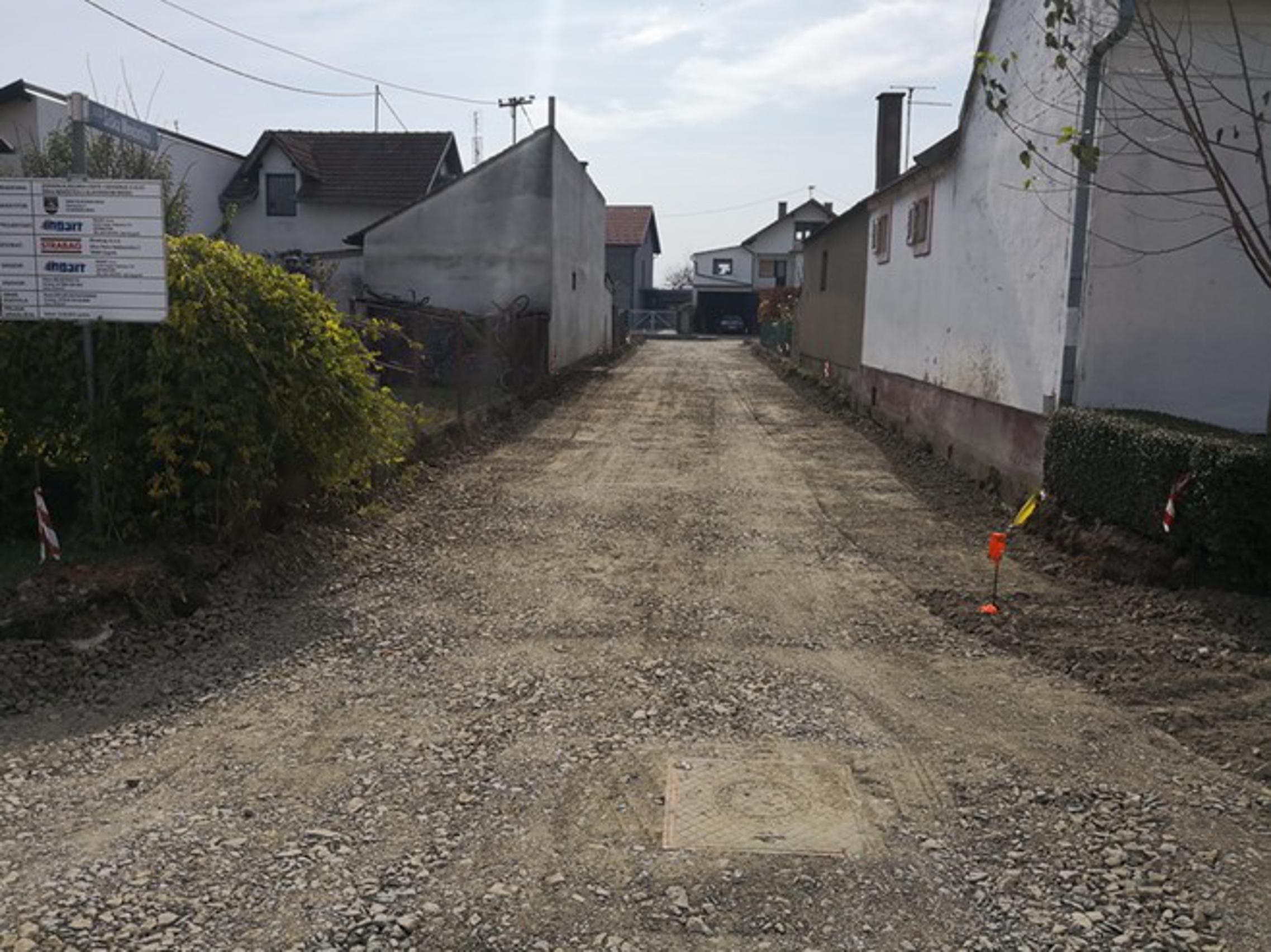 Započeli izgradnju ceste i kanalizacije u Ulici Šiška Menčetića