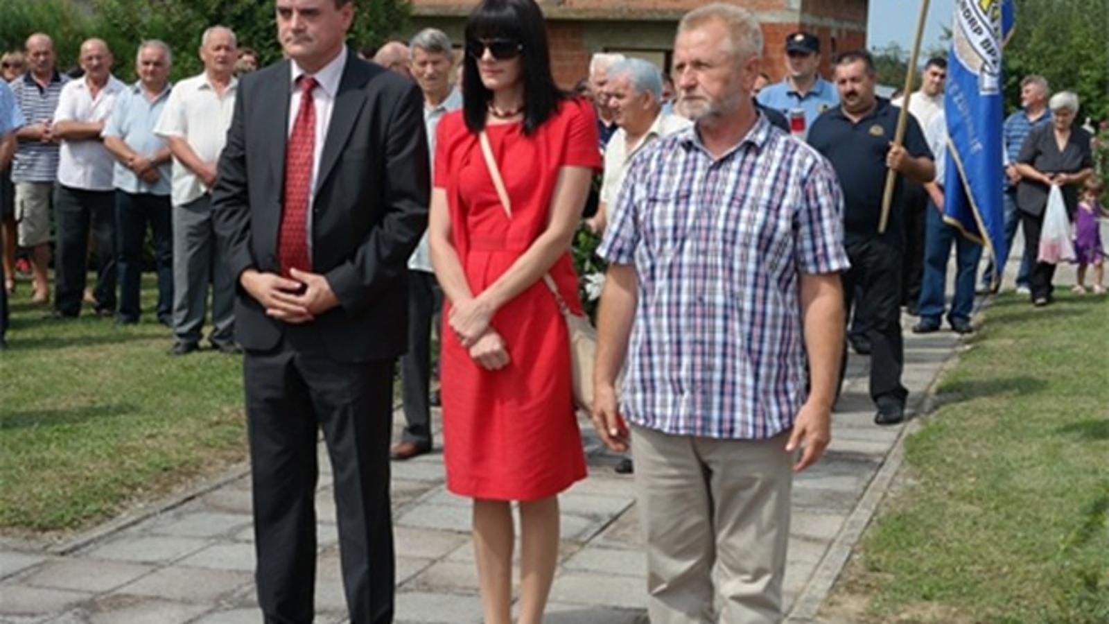 Davor Vlaović s kolegicom Klarom Šćuka i kolegom Marijanom Štefancem