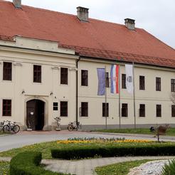 Zgrada Gradske uprave u Slavonskom Brodu