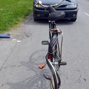 U prometnoj nesreći u Ruščici teško ozlijeđen biciklist