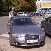 Audi A6, u kojem se, u pravilu, vozi gradonačelnik Grada Slavonskog Broda - 24.9.2011. u 12:45 sati 