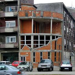 Dugogodišnje urbanističko i građevinsko ruglo u širem centru Broda